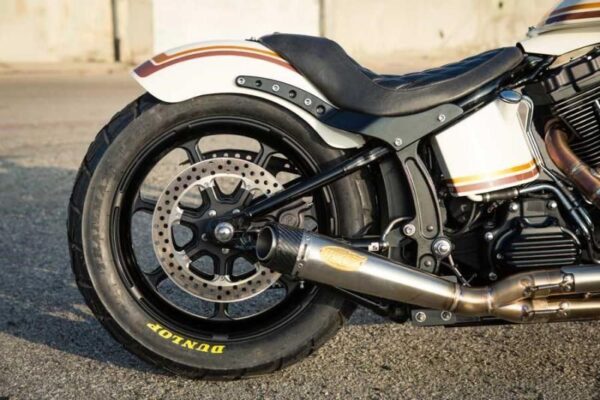 SELLA MONOPOSTO ROLAND SANDS SOLO SEAT BOSS SOFTAIL 06-17