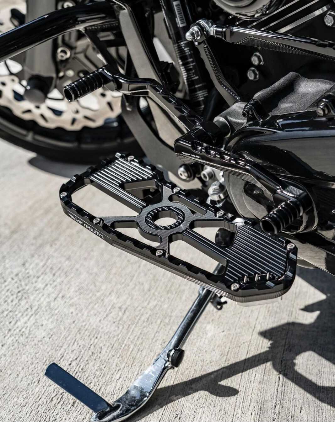 Leve cambio Wheelie REBUFFINI per Harley-Davidson Touring 14-25 NERA - immagine 2
